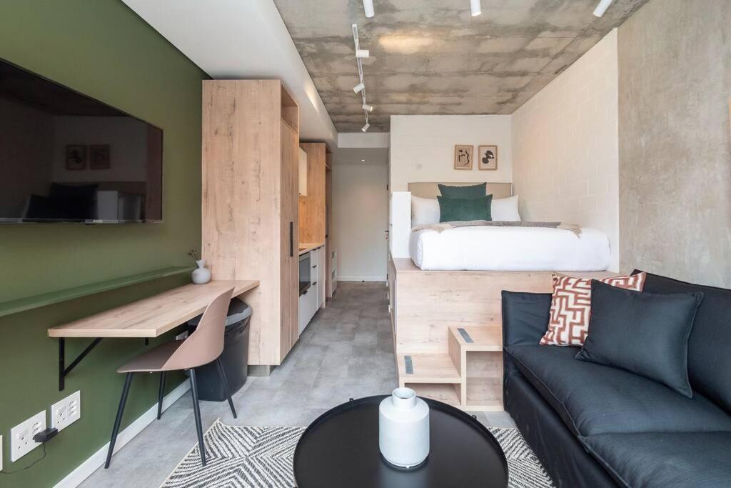 Lovely Seapoint Studio * Le Cap